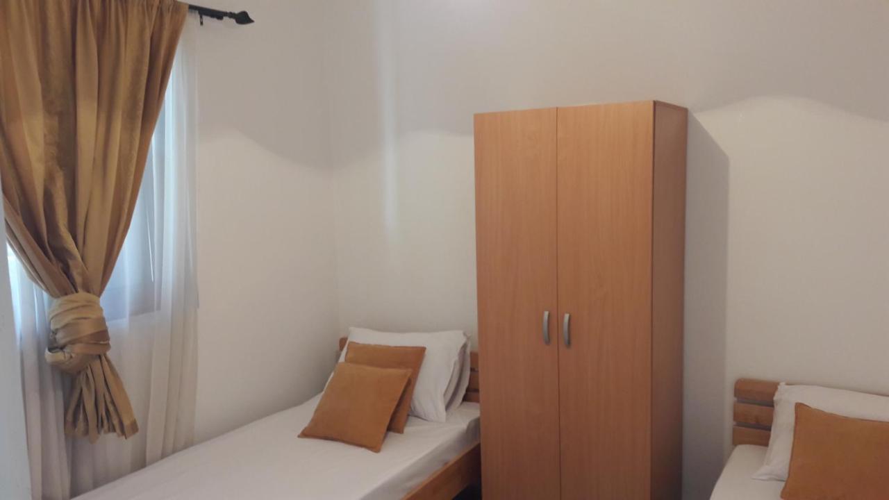 Studio Jeff 1 Lägenhet Kotor Exteriör bild